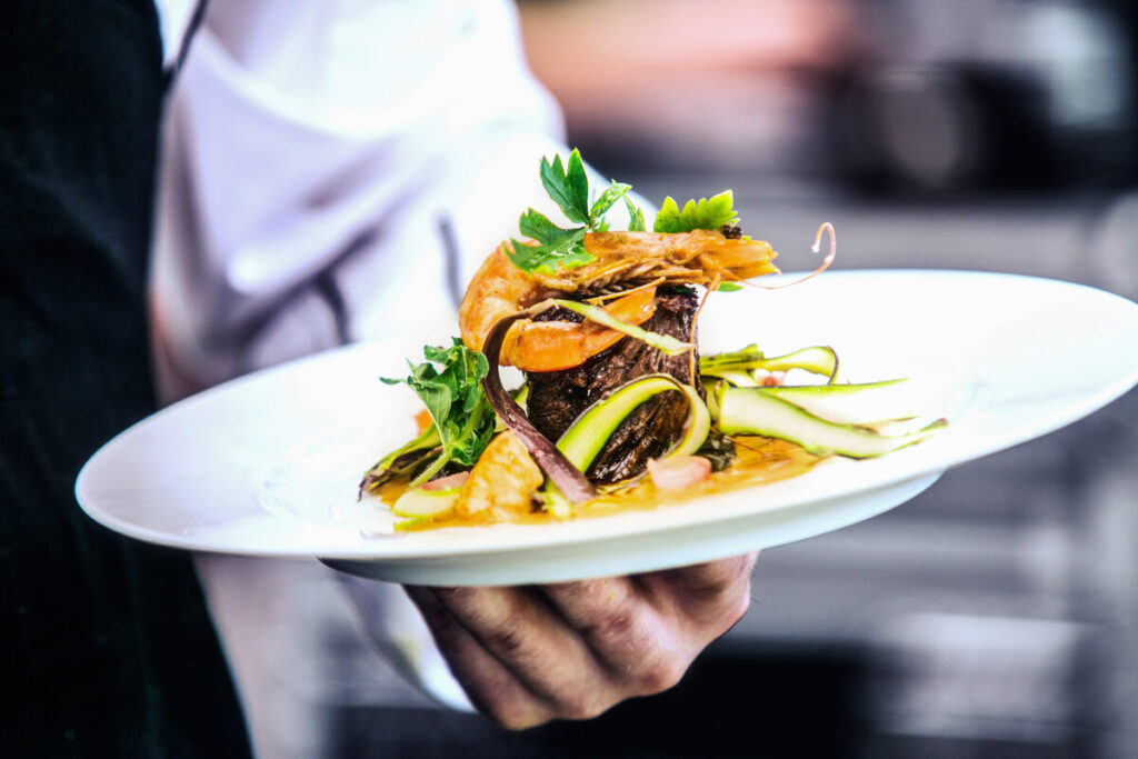 A Foodie’s Guide to University Park: Savoring the Culinary Delights of Mankato’s Most Flavorful Neighborhood